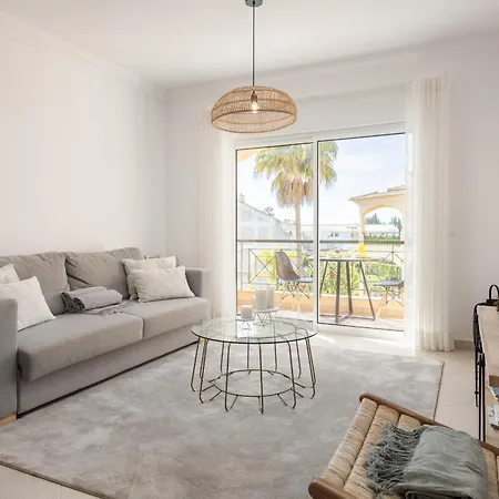 Village Ii - Peaceful By Hd *