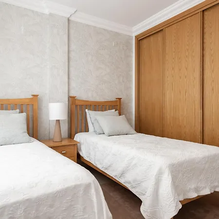 Village Ii - Peaceful By Hd *